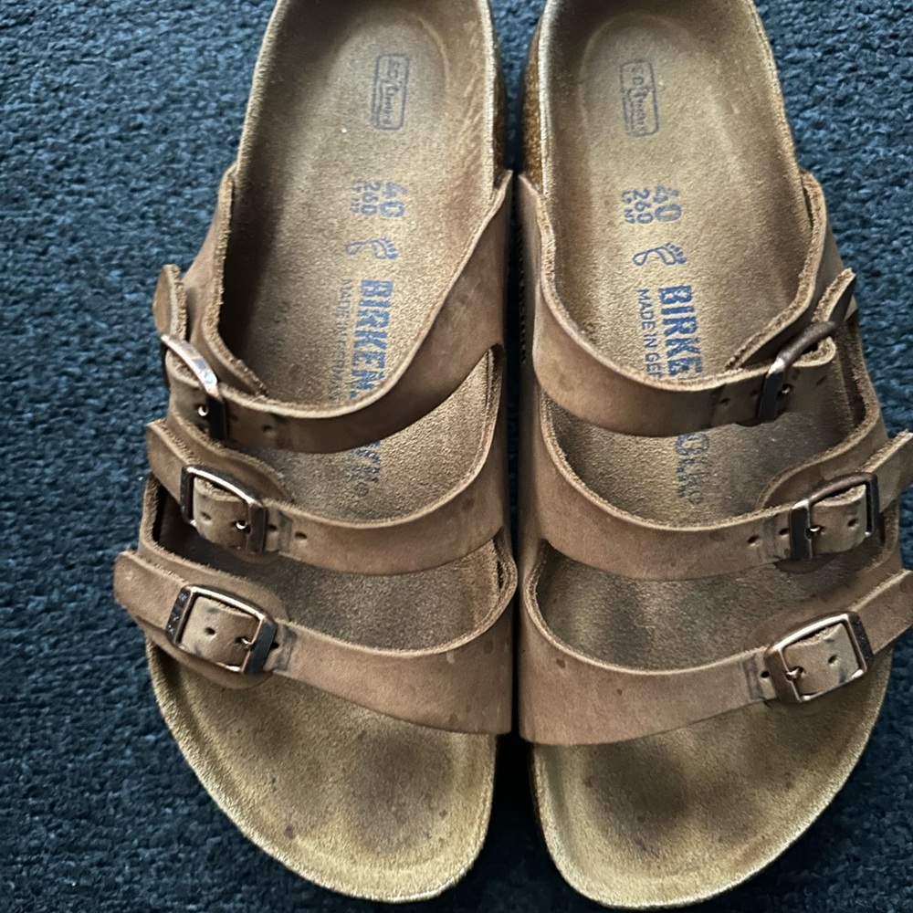 Birkenstock Florida leather size 9/40 regular